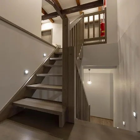 Pod Kaplickou Otel