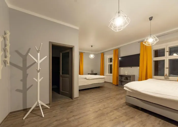 Hotell Pod Kaplickou 3*