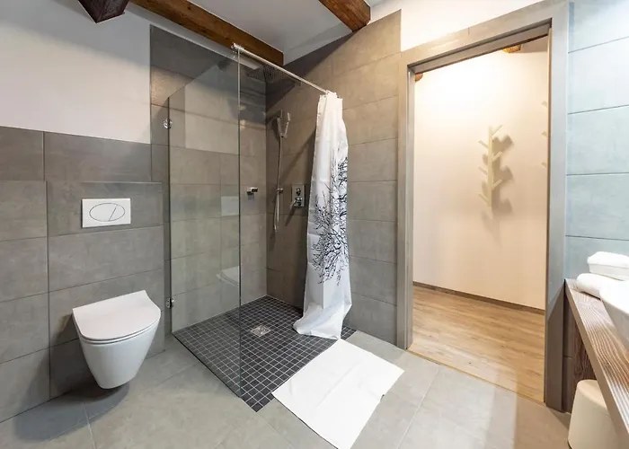 Pod Kaplickou Hotel 3*