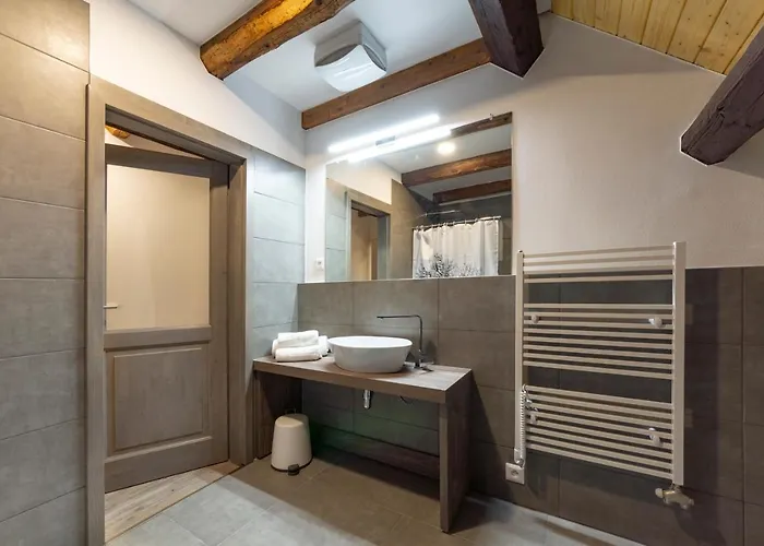 Pod Kaplickou Hotell 3*